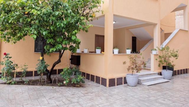 Heart Of Tirana Villa Екстер'єр фото