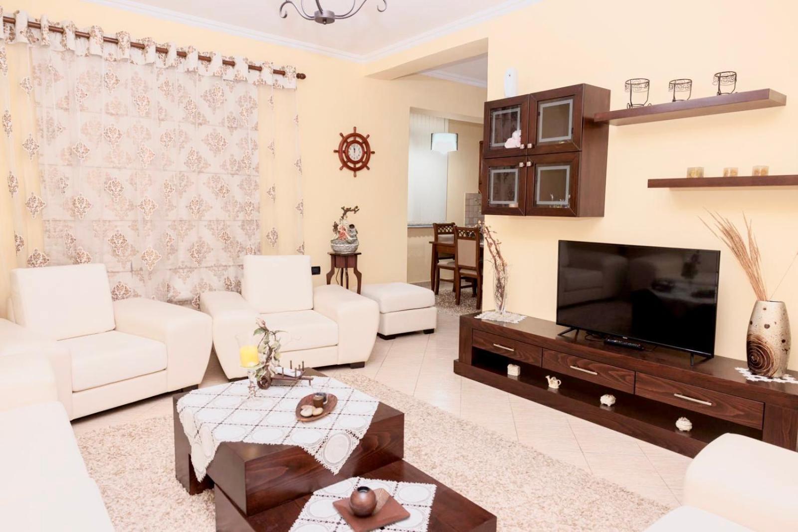 Heart Of Tirana Villa Екстер'єр фото